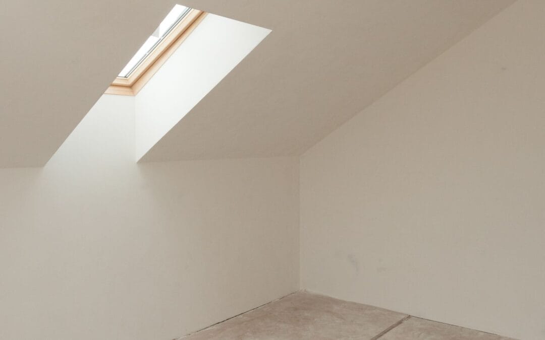 Ciepłe poddasze bez remontu – czy to w ogóle możliwe?