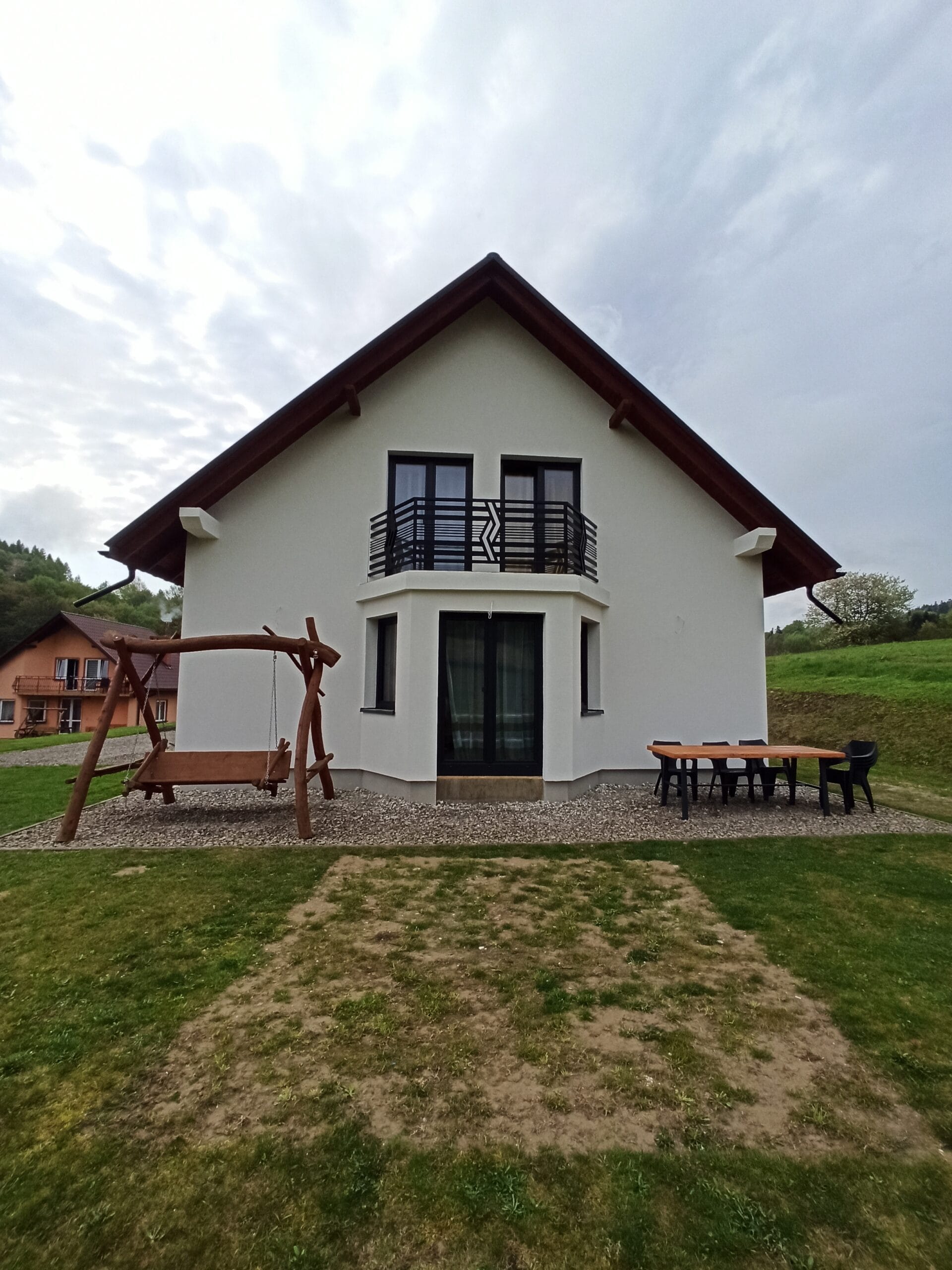 ocieplenie-elewacji-styropianem_tynk_3